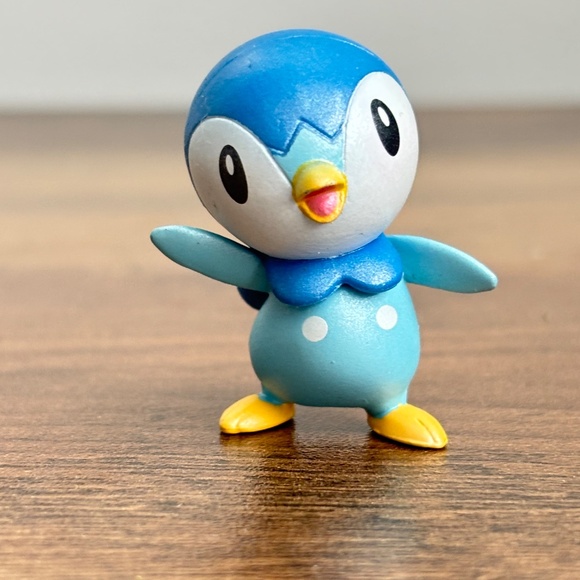 Pokémon PIPLUP Blue Metallic Penguin Toy Battle Action Figure 2020 WCT Topper - Picture 1 of 7